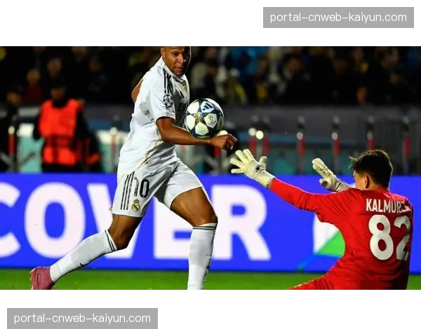 诺丁汉森林4-1大胜伯恩利，保级路上关键三分